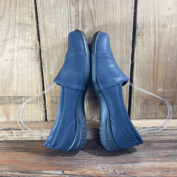 New Easy Street Comfort Wave Navy Blue Slip on Flats Womens shoes size 7.5 - Picture 12 of 15